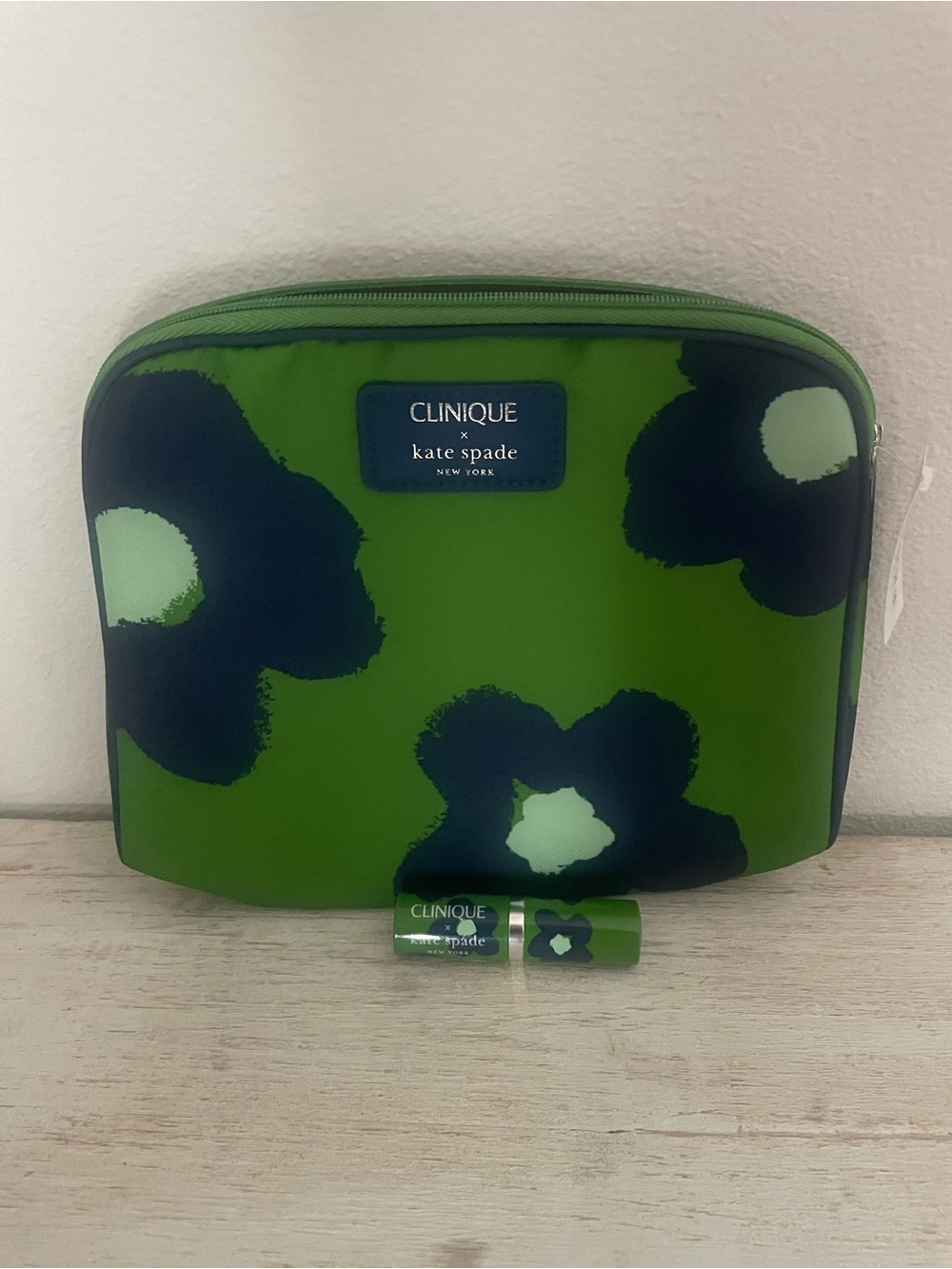 Clinique x Kate Spade Green Floral Cosmetic Pouch With Plum Pop Lipstick Bundle